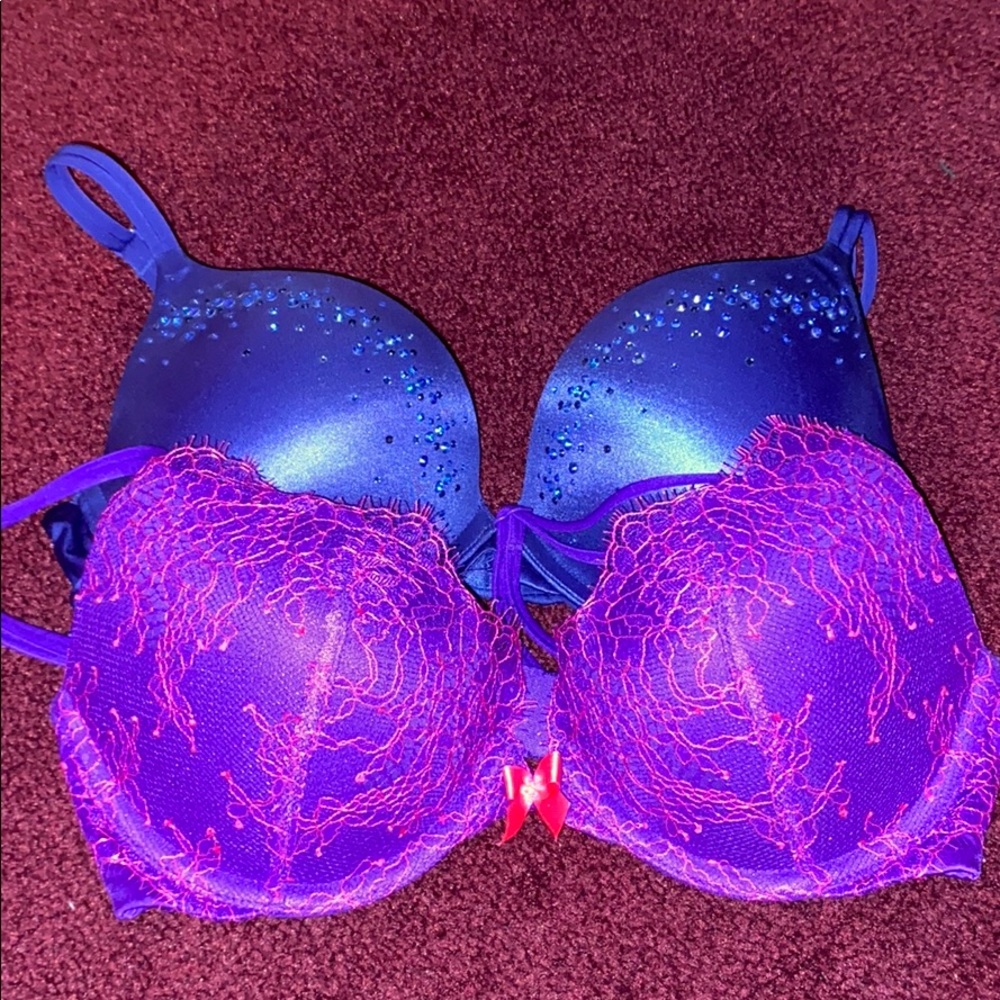 Victoria’s Secret Very Sexy Collection bras